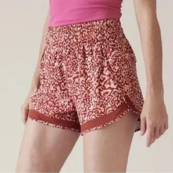 Athleta Mesh Racer Run High Rise Shorts Size Small - Picture 8 of 8